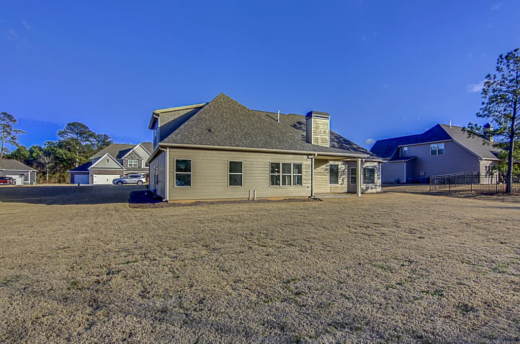 _MG_3631_2_3Real-Estate01.jpg