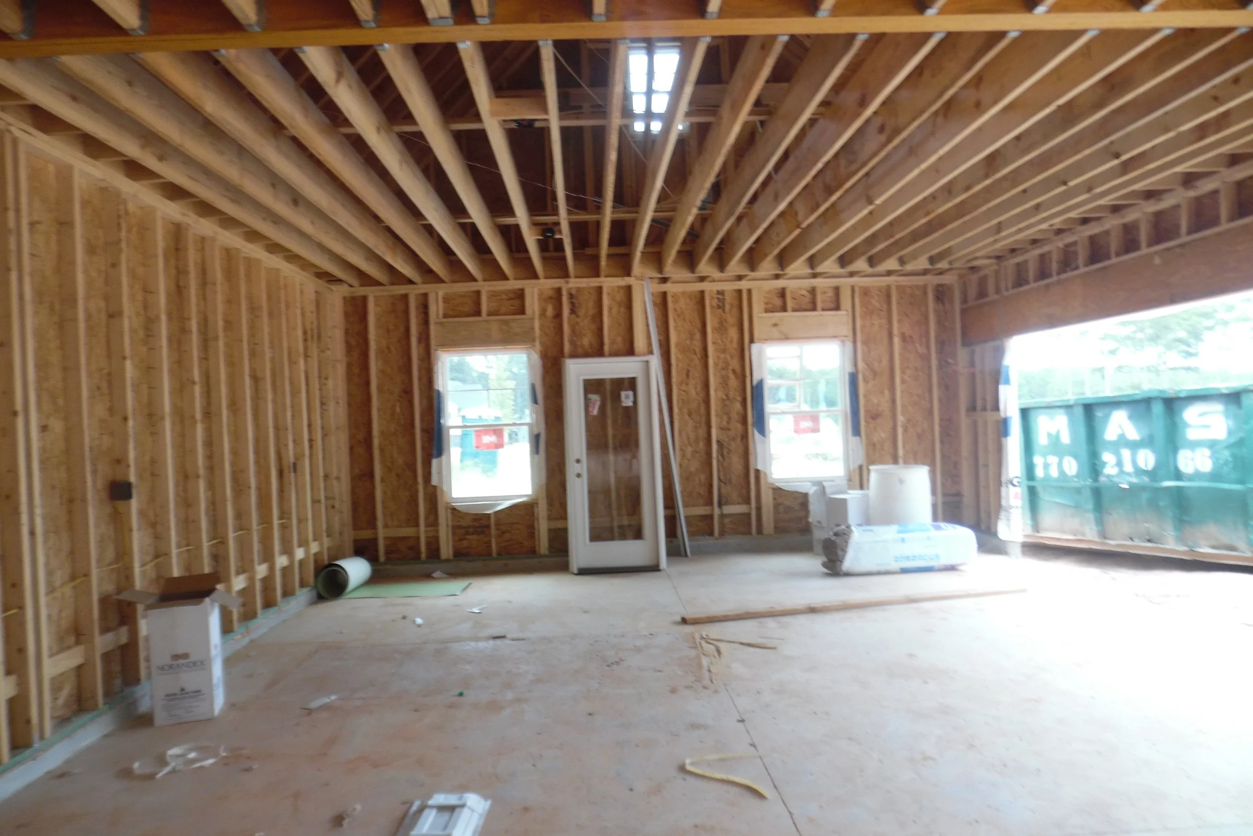 03-garage-interior-framing.JPG