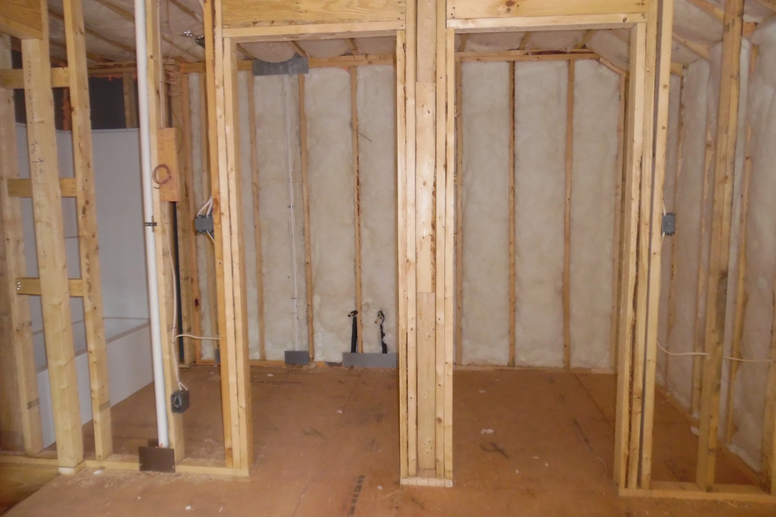 11-primary-closet-framing.JPG