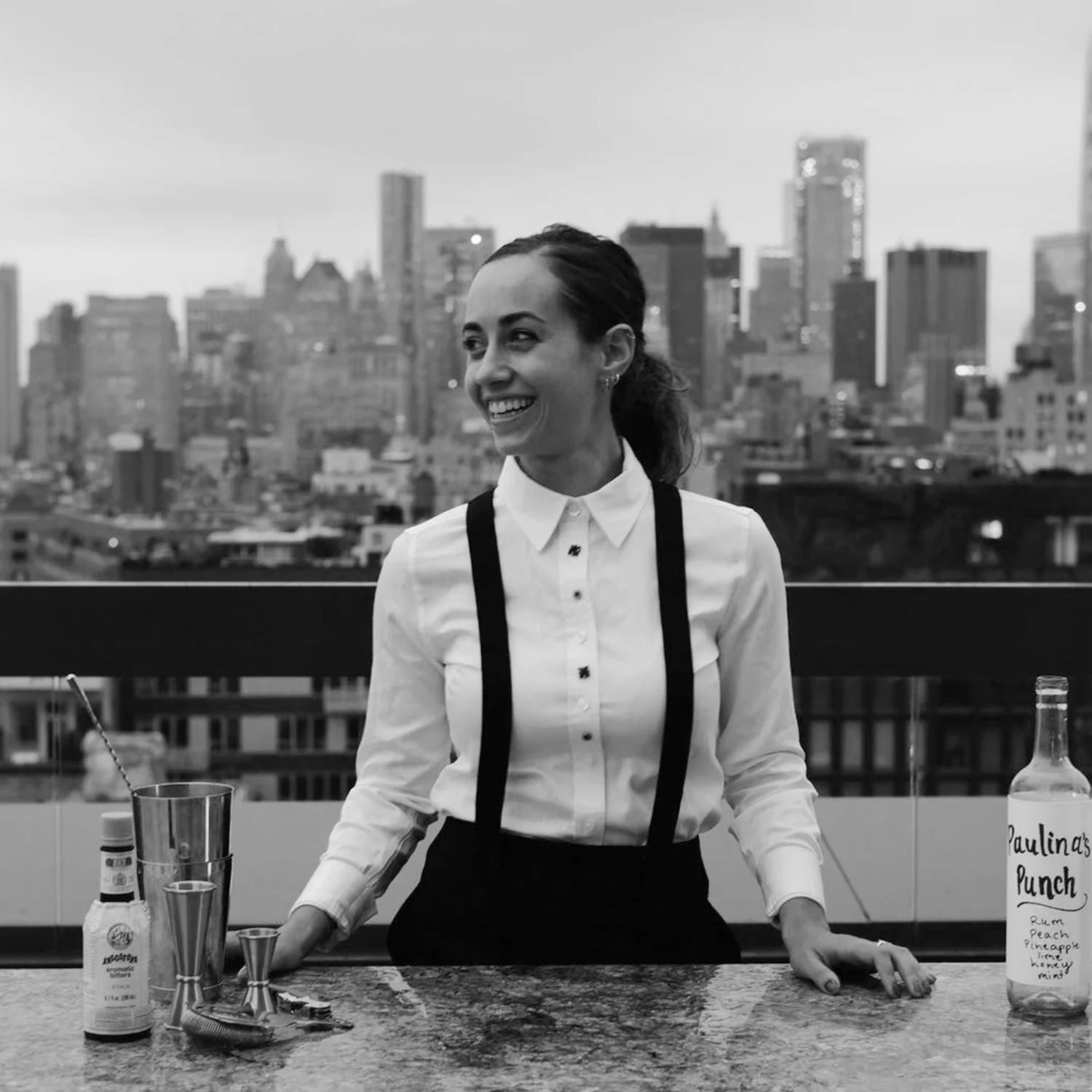 chichi-bartending-thumb.jpg