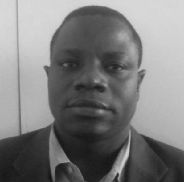 Statisticien, conseiller en planification et professeur de mathématiques, je suis spécialisé entre autres, en collecte, traitement et analyse de données, en comptabilité nationale, en statistiques d’entreprises, en suivi-évaluation, en gestion axée sur les résultats, dans l’enseignement et en techniques quantitatives de gestion. Titulaire d’un Diplôme d’Etudes Approfondies en algèbre et d’un Diplôme d’Etudes Supérieures Bancaires et Financières (DESBF), je suis actuellement le Chef de Division des Statistiques Économiques par intérim de l’Agence Nationale de la Statistique et de la Démographie (ANSD) du Sénégal avec entre autres tâches : la coordination de l’élaboration de la Banque de Données Économiques et Financières (BDEF), le suivi de la démographie des entreprises et du Répertoire National des Entreprises et Associations (RNEA), la gestion du Numéro d’Identification des Entreprises et Associations (NINEA) et du Centre Unique de Collecte de l’Information (CUCI), la réalisation d’enquêtes et d’activités spécifiques visant à éclairer les décisions de politiques économiques.