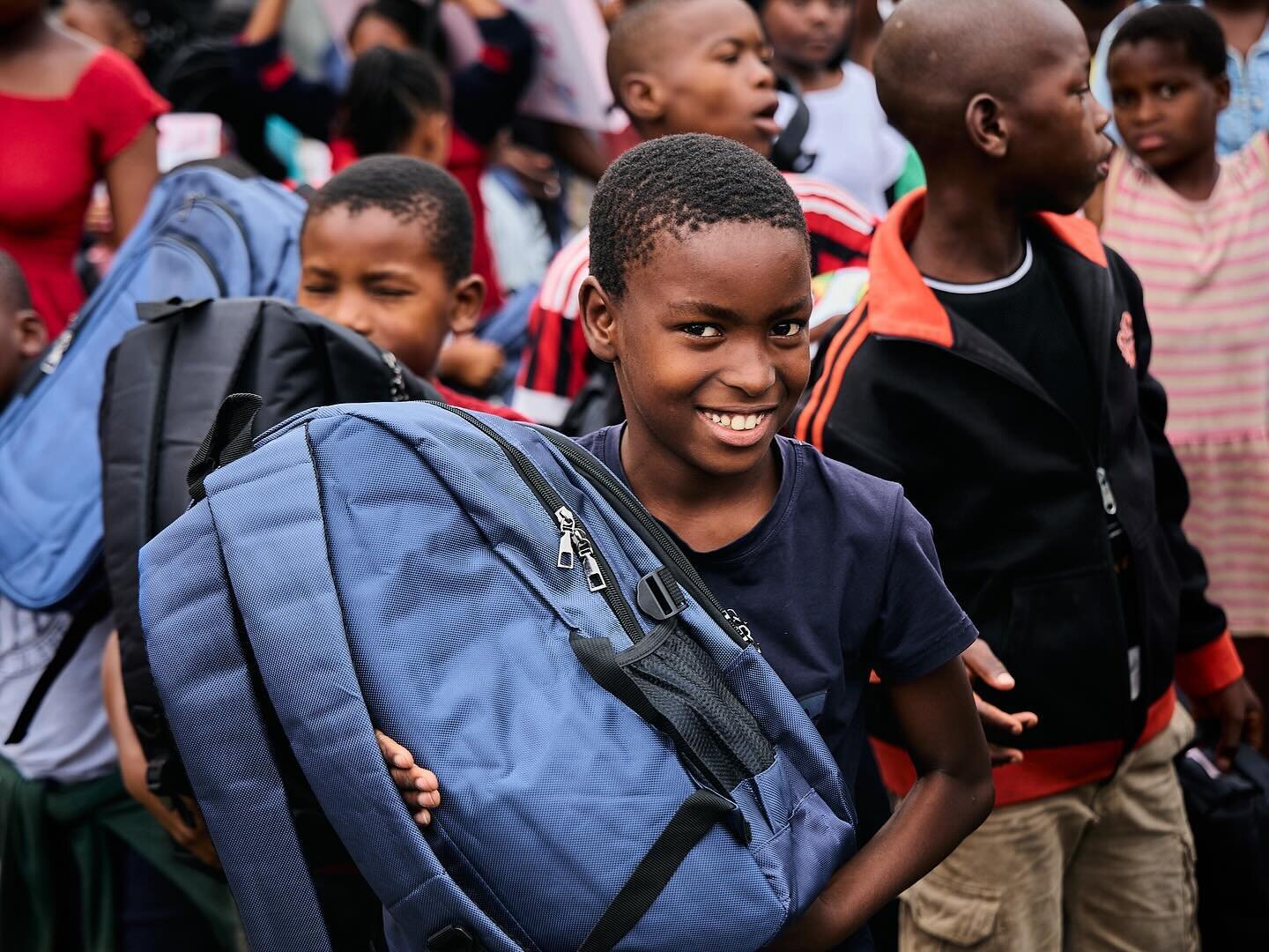 SMILES FROM MOZAMBIQUE 🇲🇿🎒😃🧸
#wgybmozambique #wgyb #toysforecuador