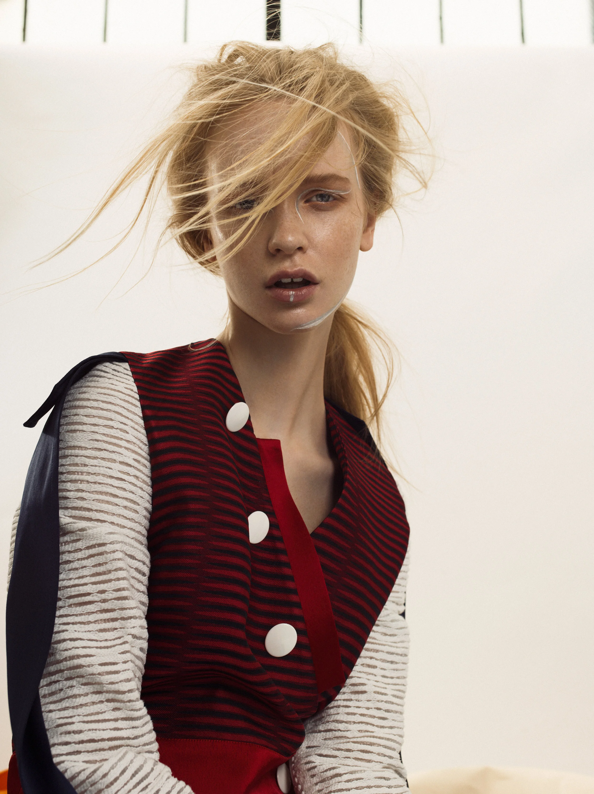 Look2-1.jpg