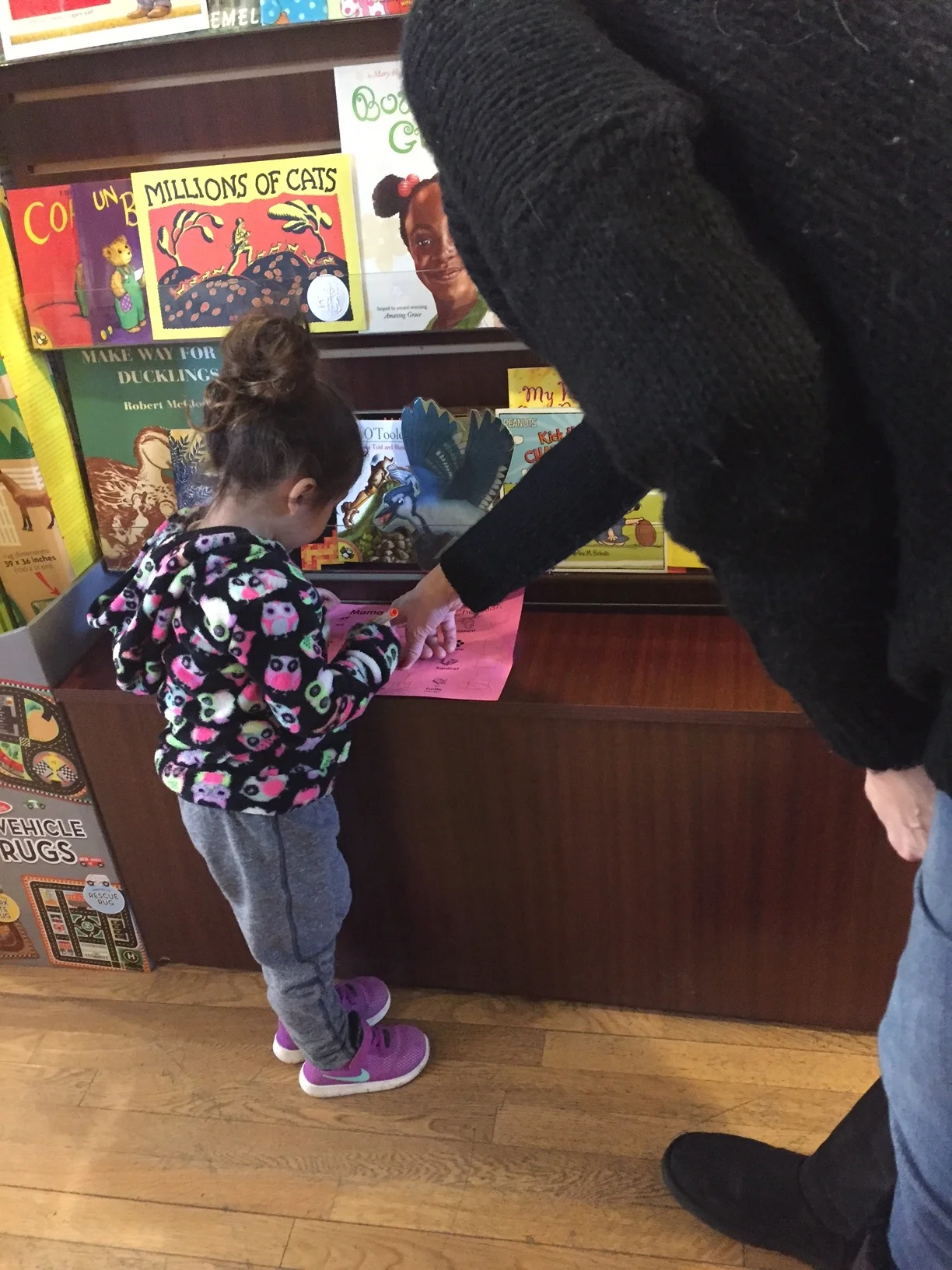  A little one spies David's beautiful blue jay during a "Mama, LOOK!" walk.&nbsp; 