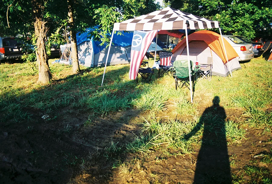FH030001 peace flag shadow copy.jpg