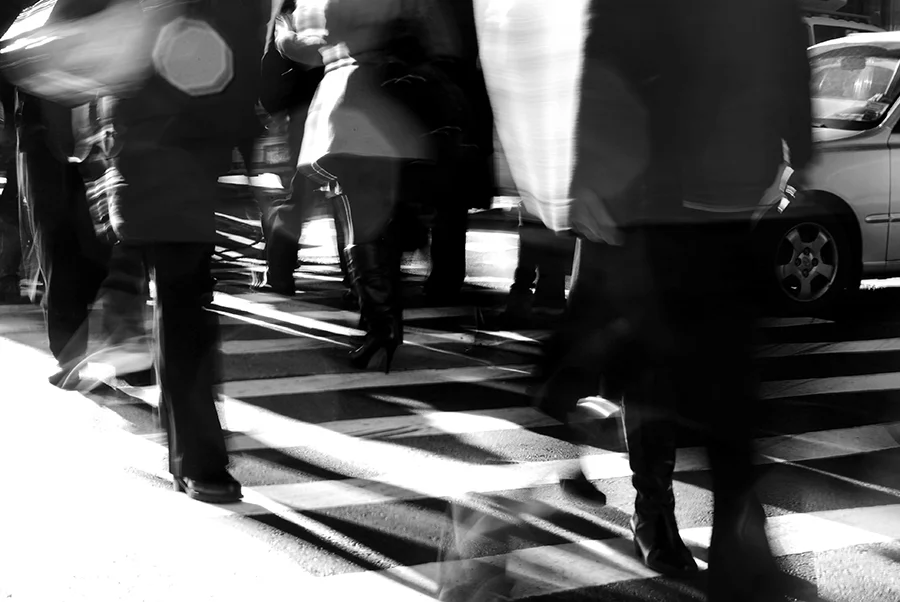 DSC_6940 crosswalk in motion 3_2 copy.jpg