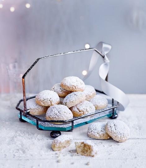 Soft Amaretti Biscuits