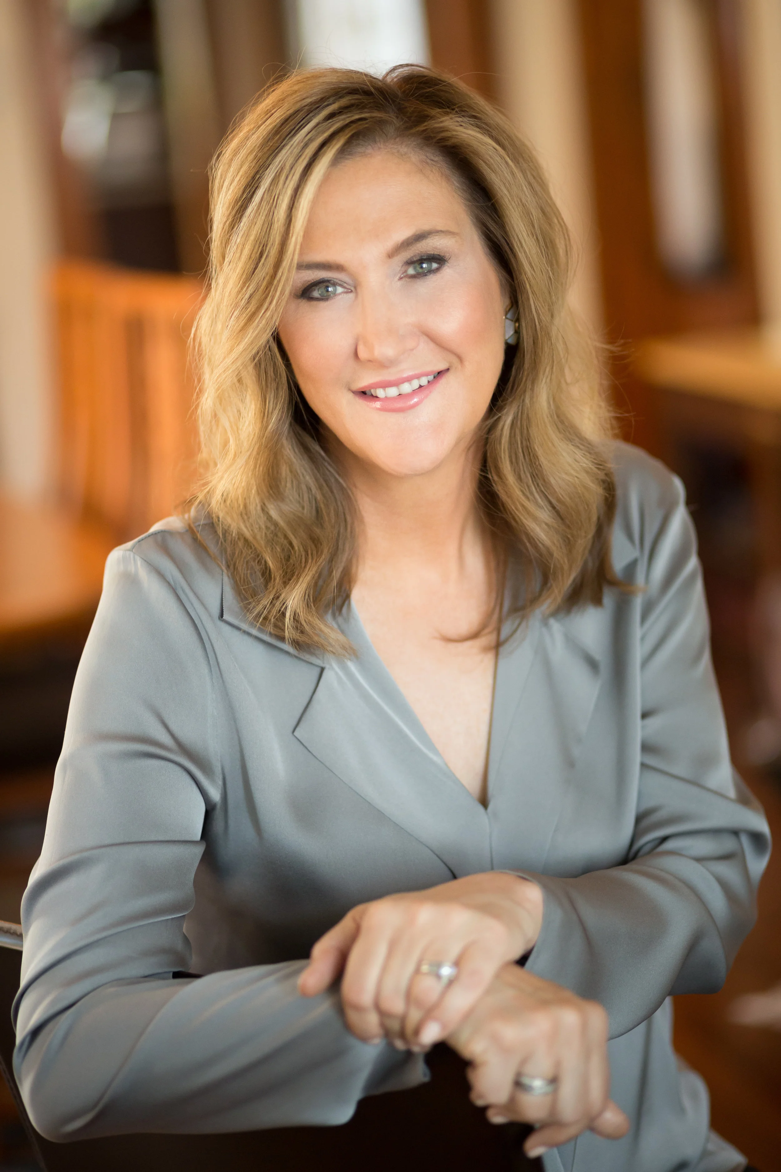 Suzanne Headshot.jpg