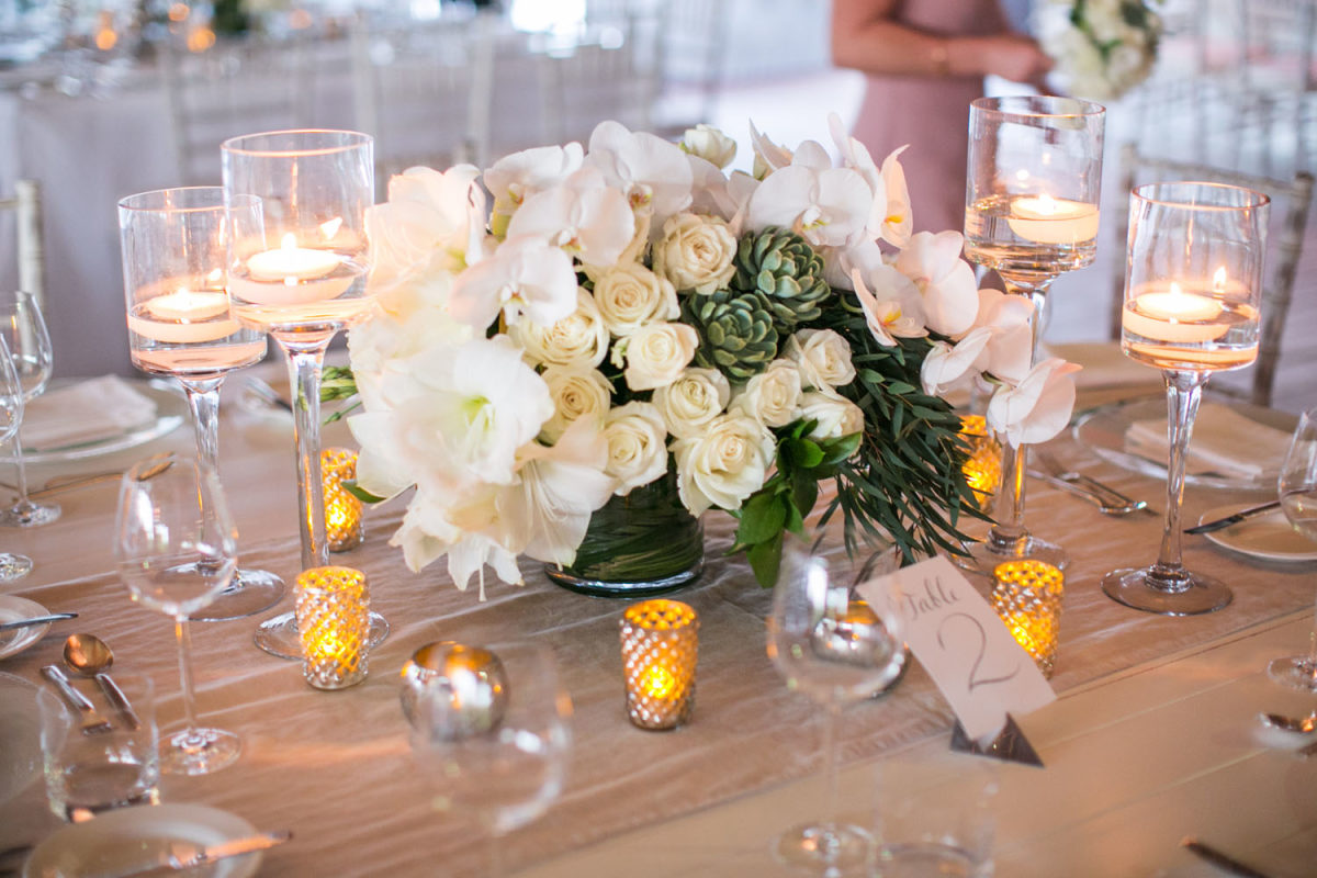 https://www.stylemepretty.com/vault/image/2491908
