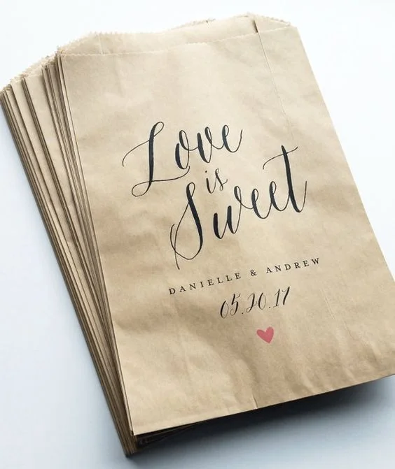 Candy & Sweet Tables add a little something to the wedding. Kids love it and it also doubles as a favour. You can get little in-expensive bags made for guests to put their candy into! ://www.pinterest.ca/pin/532832199645317433/