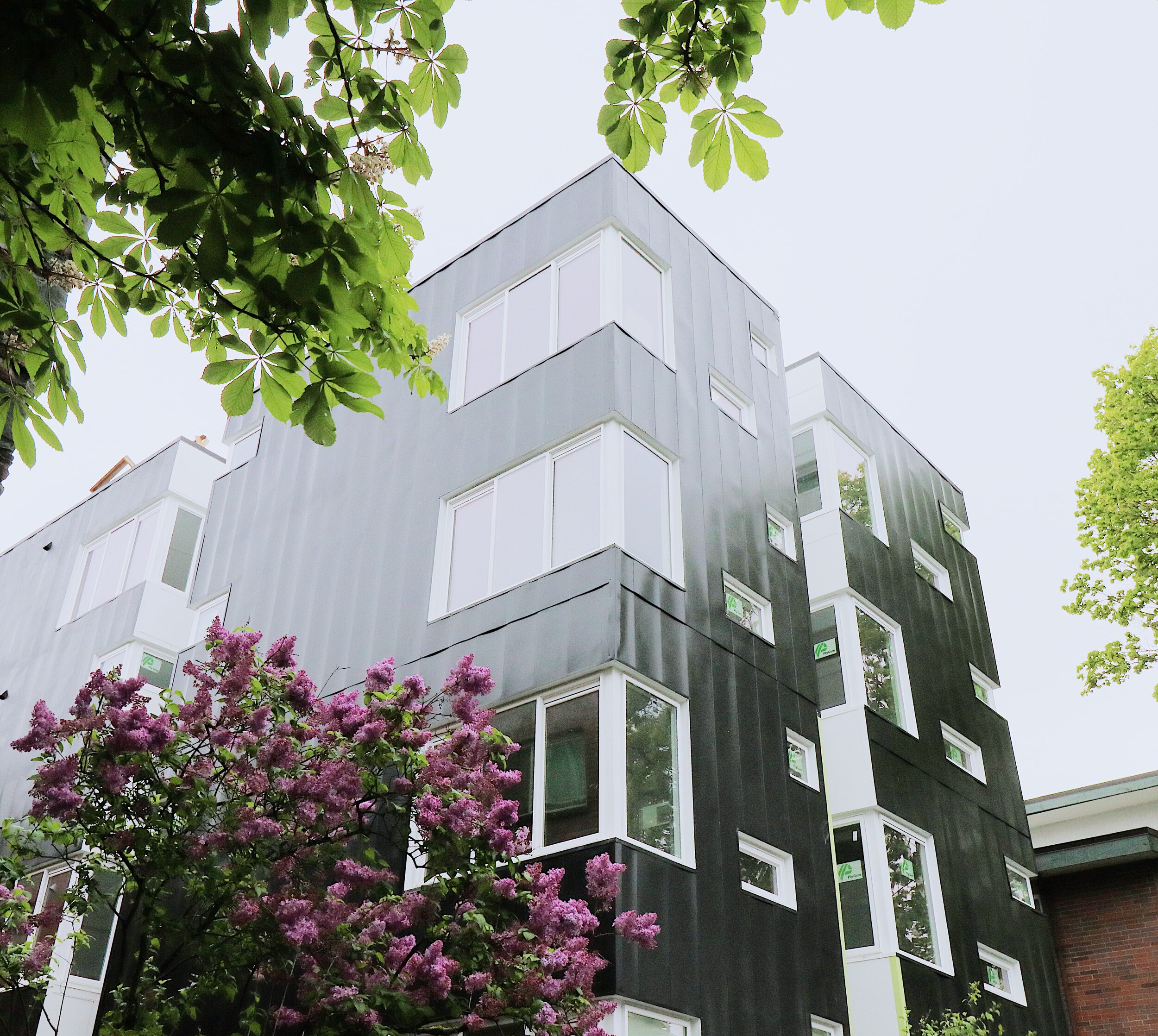 5253 - Exterior .JPG