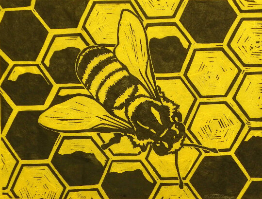 Bee (1).jpg