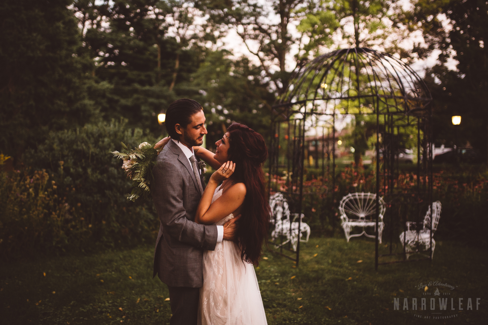 Lake-Geneva-Wisconsin-Wedding-sunset-bride-groom-formals-4881.jpg