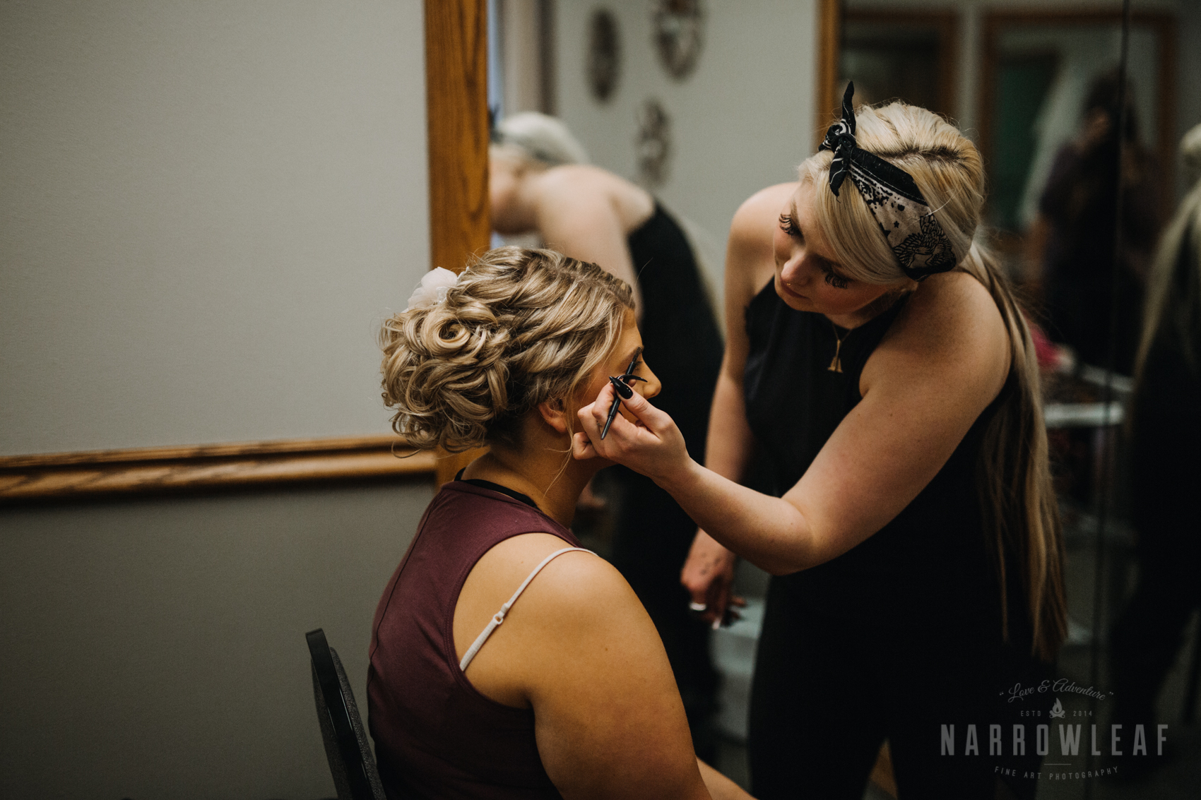 bride-ready-florian-gardens-summer-wedding-wisconsin-59.jpg