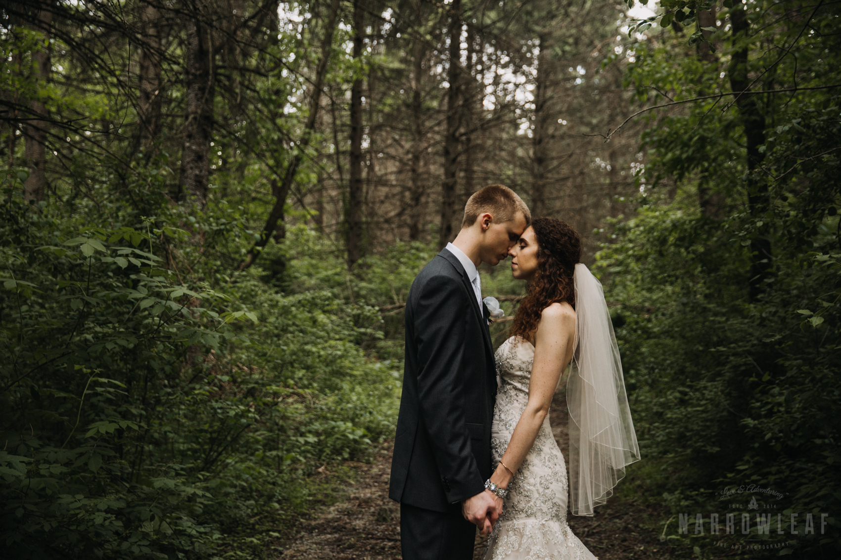 bride-groom-wooded-adventure-portraits-mermaid-dress-301.jpg