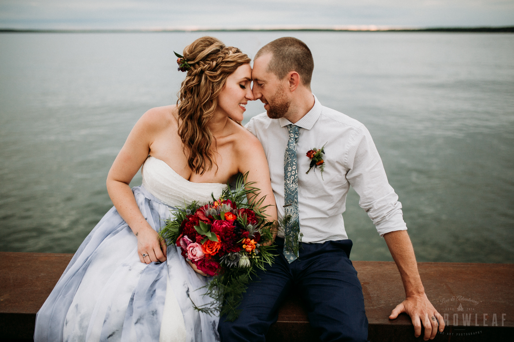 bayfield-wi-lake-superior-wedding-moody-styled-bride-groom-photos-15.jpg