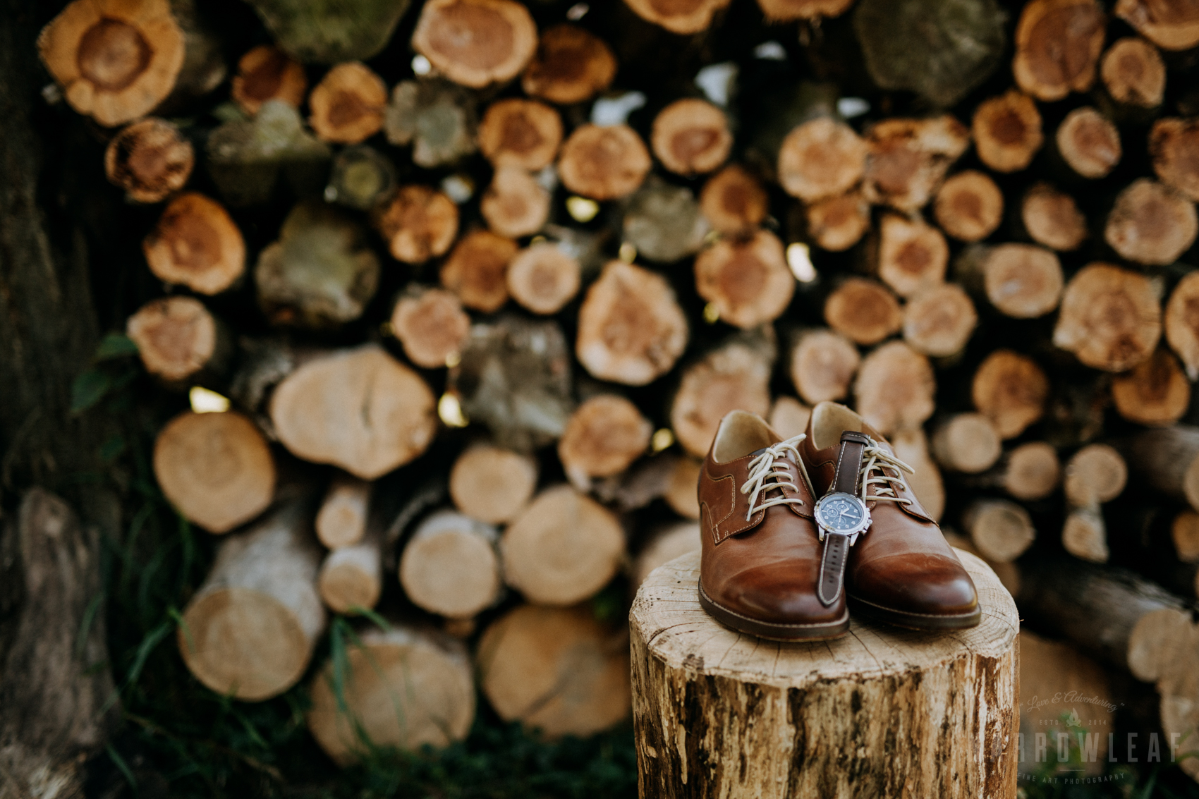 classy-groom-details-on-log-pile-leather-shoes-34.jpg