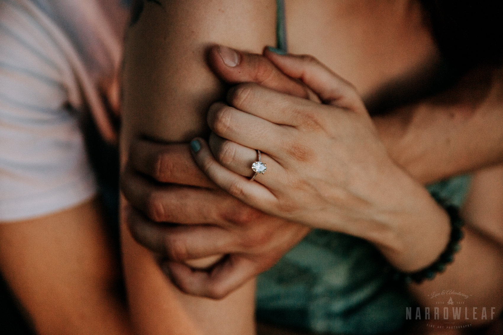 Trempealeau-wi-moody-engagement-motorcycle-NarrowLeaf-love-and-adventure-Photography-17.jpg