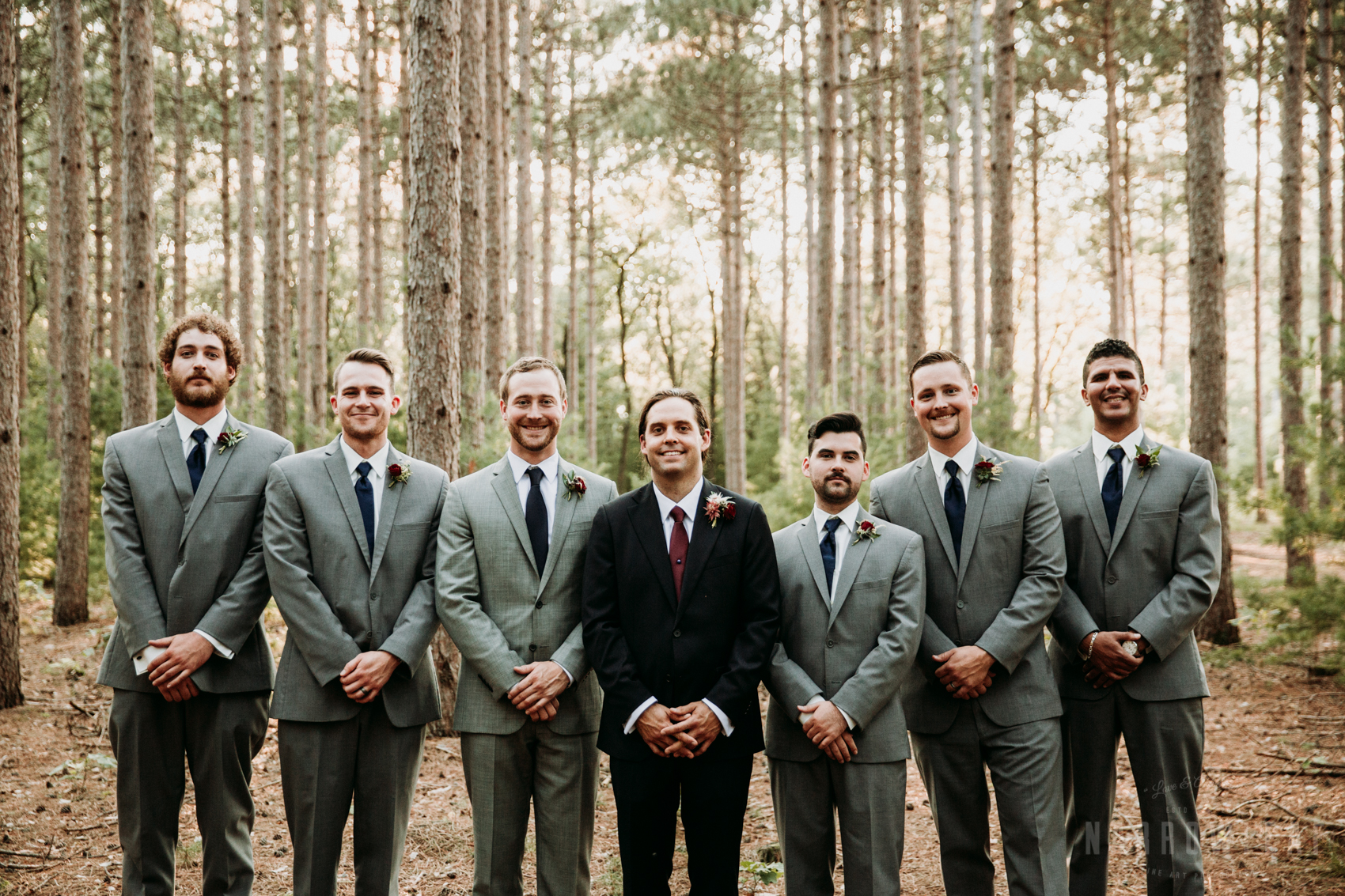 woodsy-bridal-party-burlap-and-bells-wi-NarrowLeaf_Love_&_Adventure_Photography-5.jpg