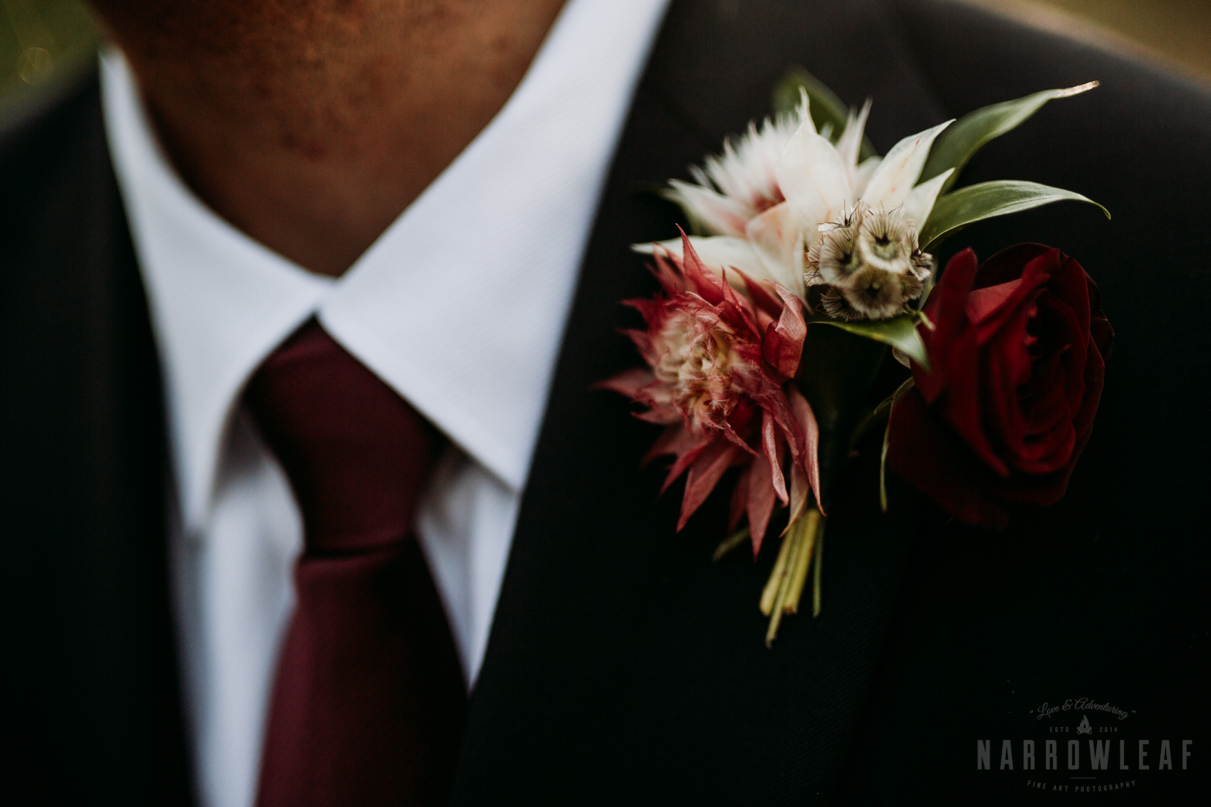 woodsy-bridal-party-burlap-and-bells-wi-NarrowLeaf_Love_&_Adventure_Photography-8.jpg
