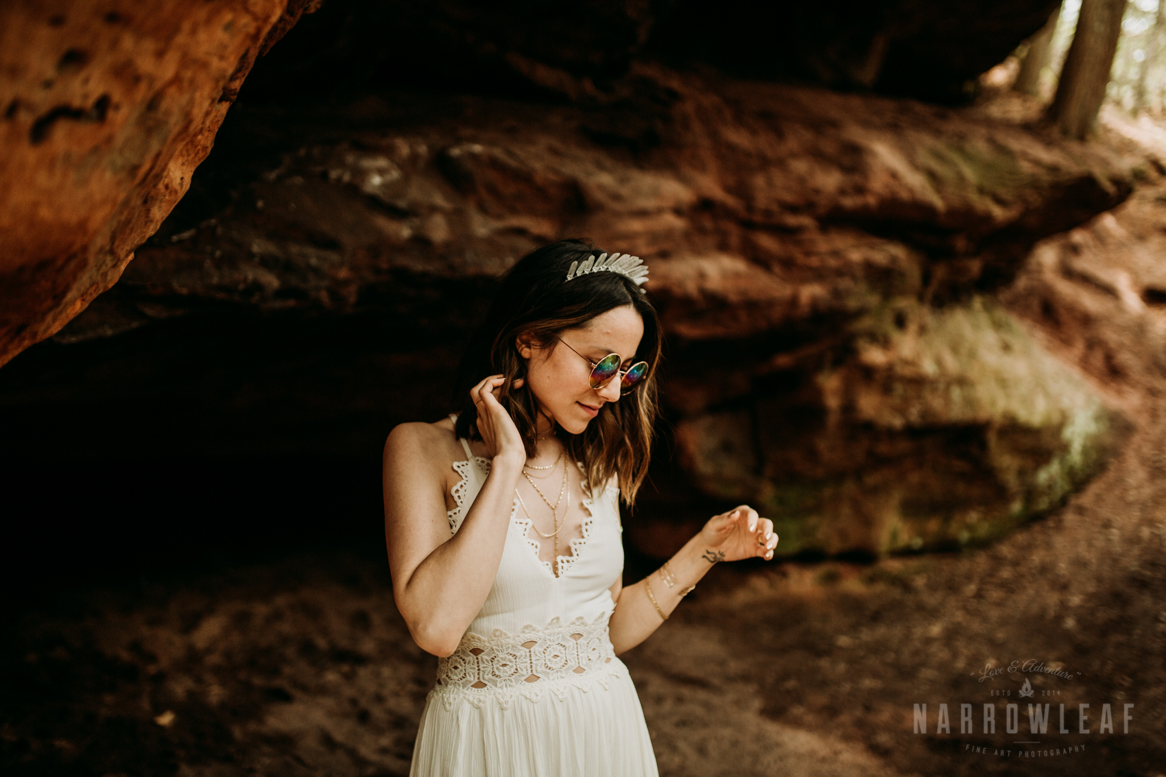 moody-lake-superior-hiking-adventure-elopement-NarrowLeaf-Photography-7045.jpg