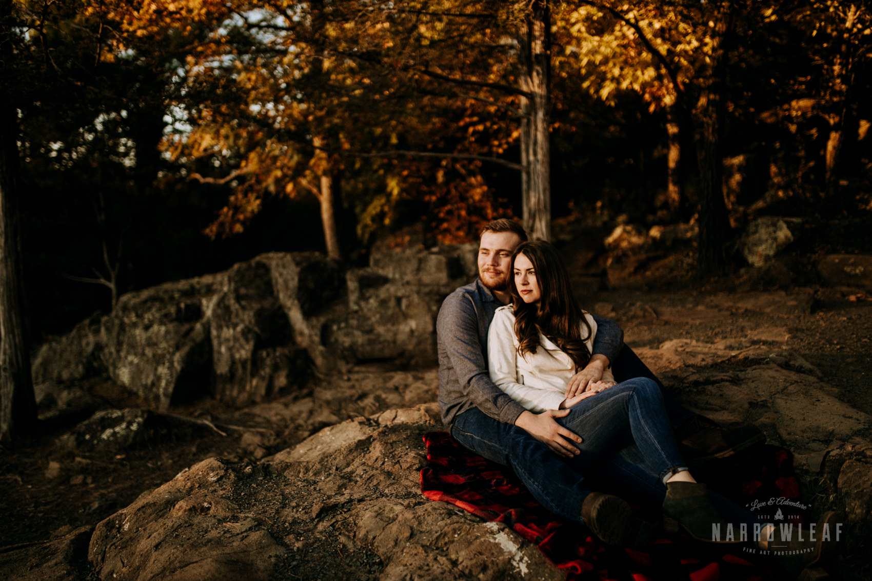 authentic-engagement-photos-in-the-bluffs-WI-interstate-park-Narrowleaf_Love_and_Adventure_Photography-8088.jpg