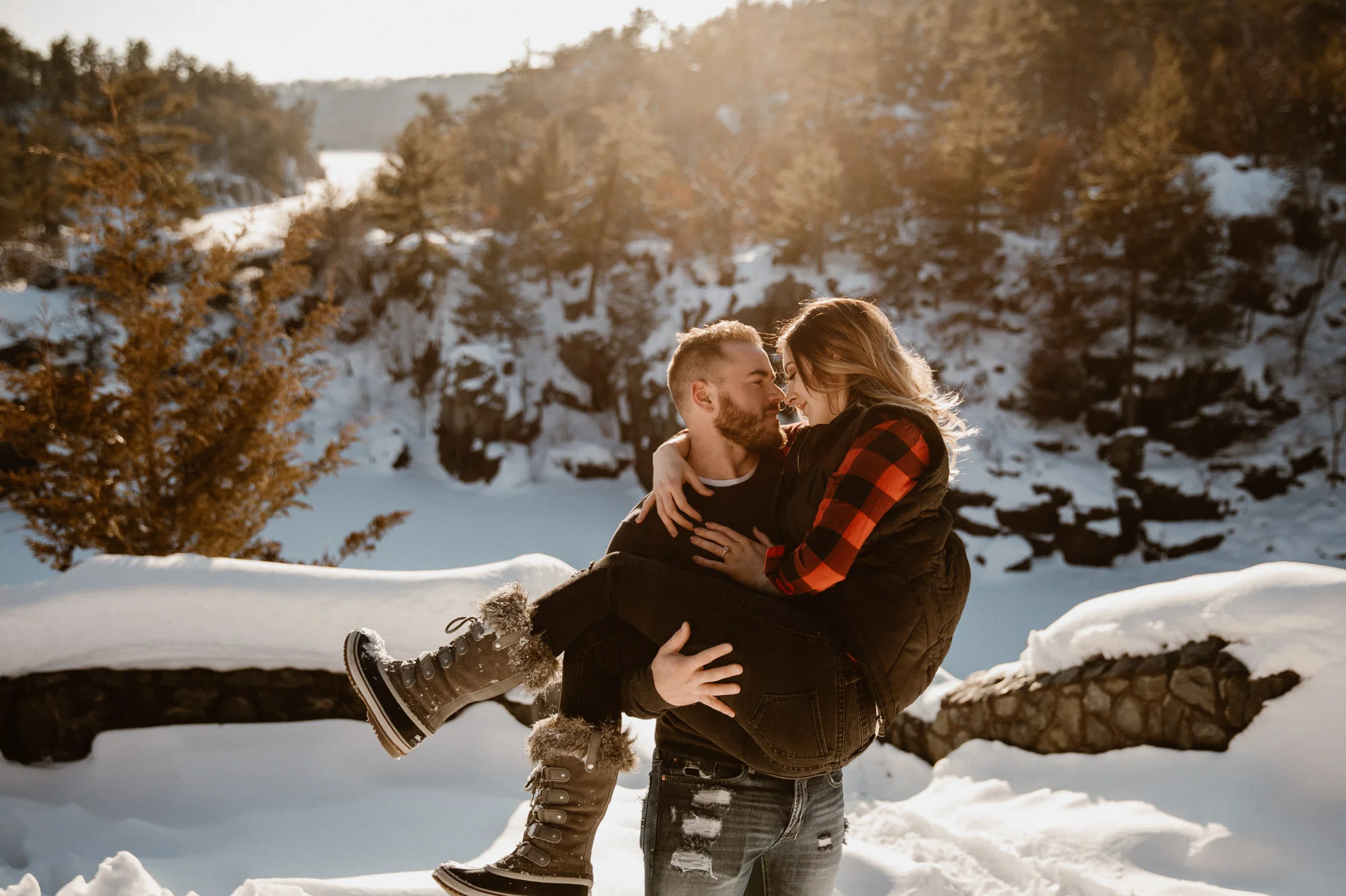 romantic-engagment-phtography-in-wisconsin.jpg