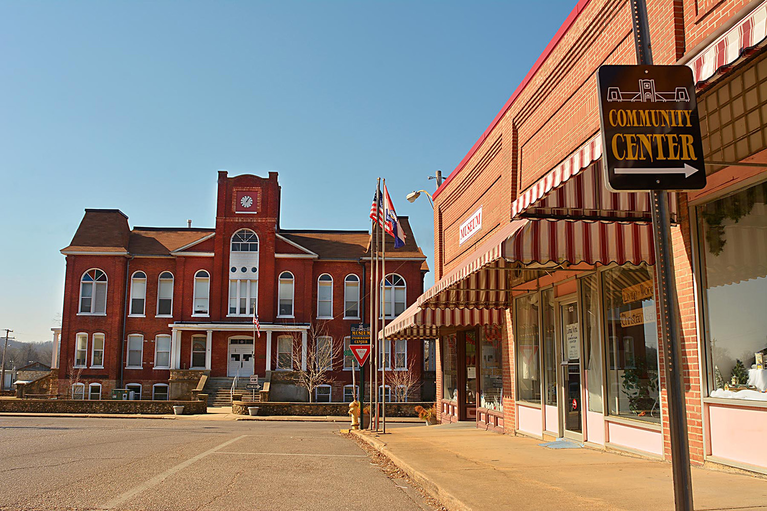 courthouse_1800.jpg