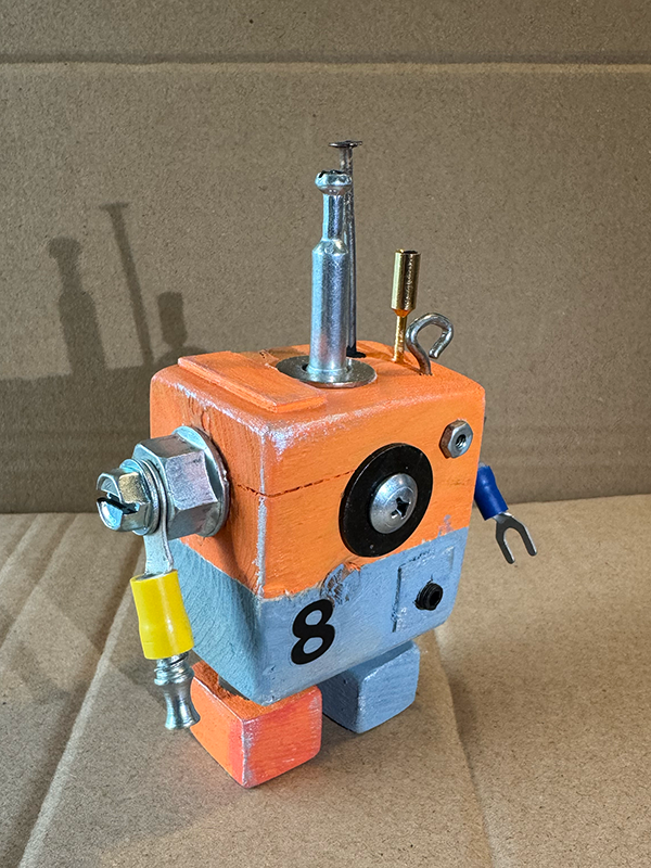 robot_8_orange-2.png