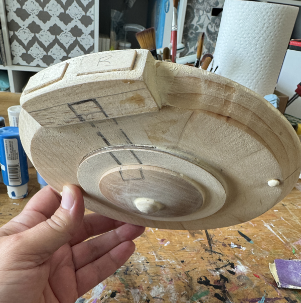 saucer-details2.png