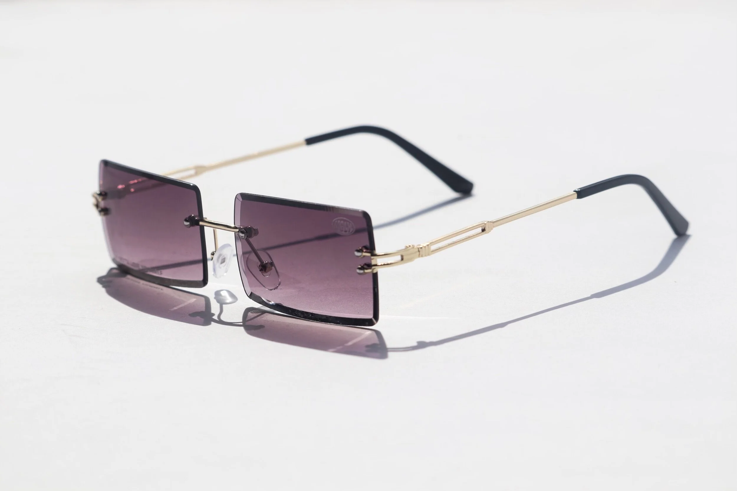 C9712E39-54A4-4E33-9192-DFD8255C34A2