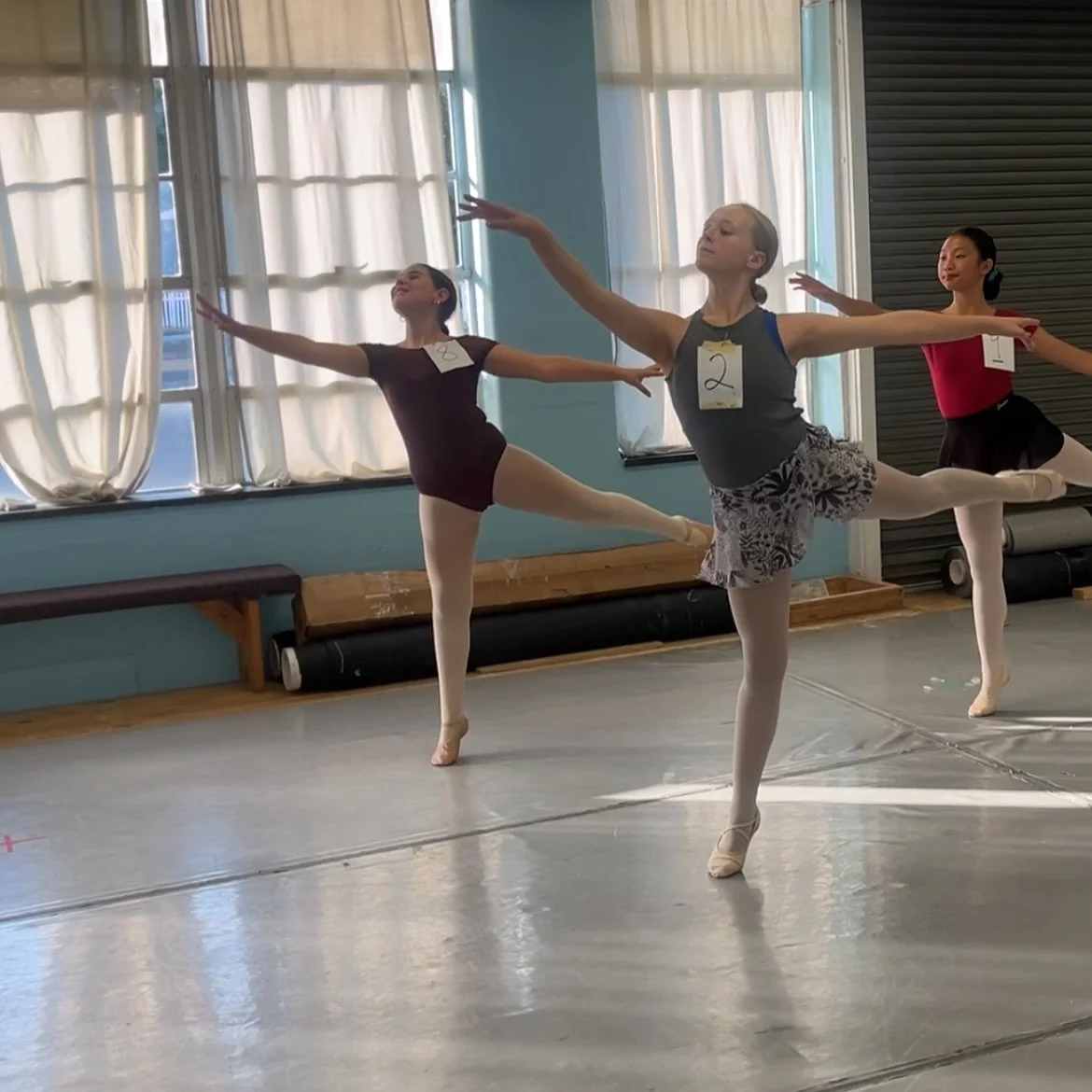 Happy Saturday! ☀️🍂 The invited students of our school @padanceinstitute join the company for rehearsals this weekend! 🔔 Here is a glimpse of them from their audition.  Looks like we&rsquo;re going to have a good first day! 🩰👯&zwj;♀️

#rehearsals