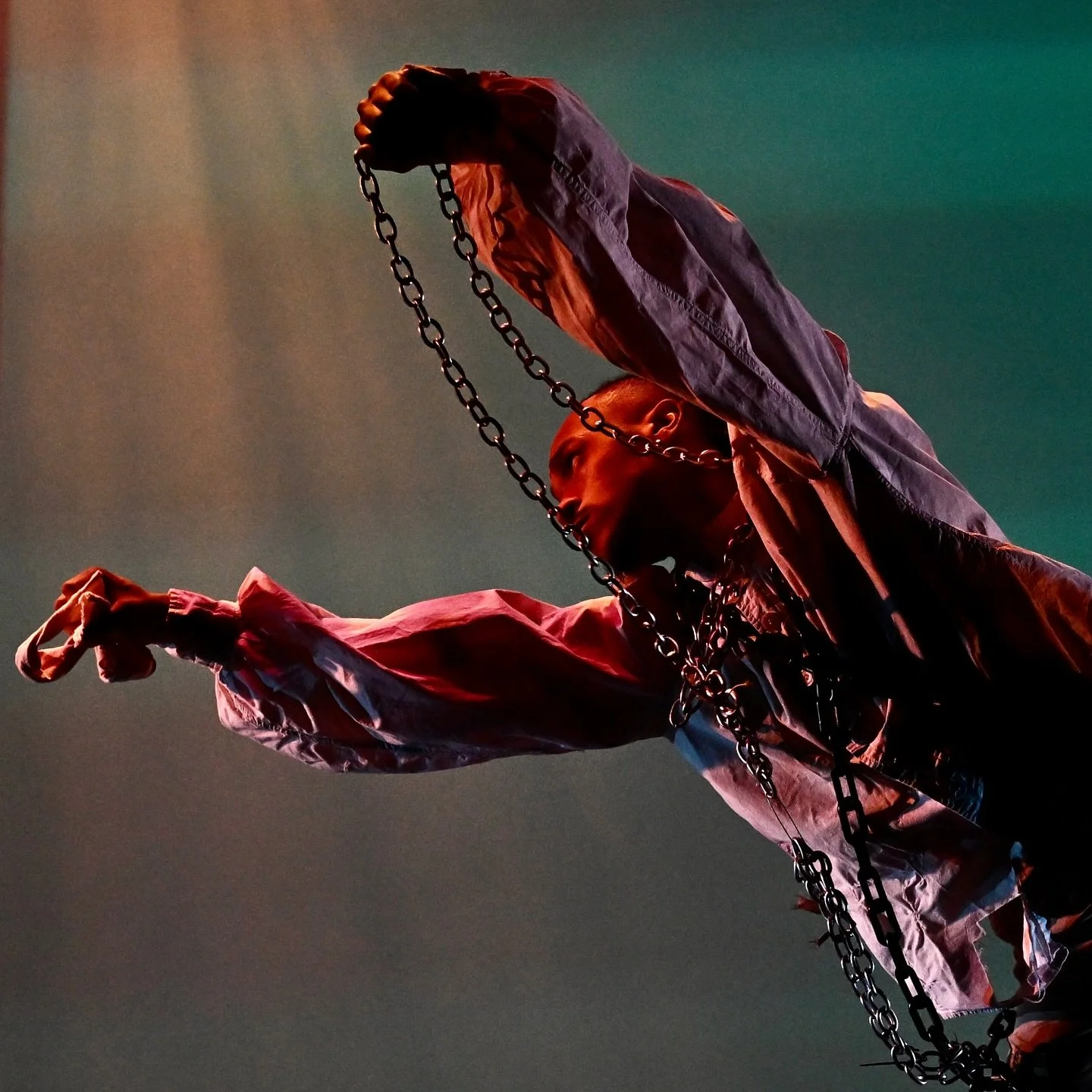 &ldquo;There&rsquo;s more of gravy than of grave about you, whatever you are!&rdquo; - Scrooge

-Serving chills, charm, warmth and maybe even a side of gravy.
Feeling thankful this Thanksgiving Eve. 

🕯️🦃✨

Photography by @mik_photos