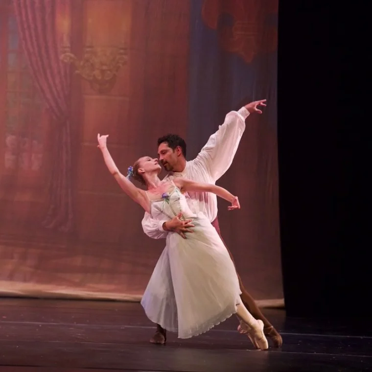 Dance Del Bello is delighted to be able to continue, with your support, our 2026 performance season, a year devoted to enchantment.

It is our hope that You, our audience, may indulge in the beauty, imagination and storytelling ballet has to offer. A