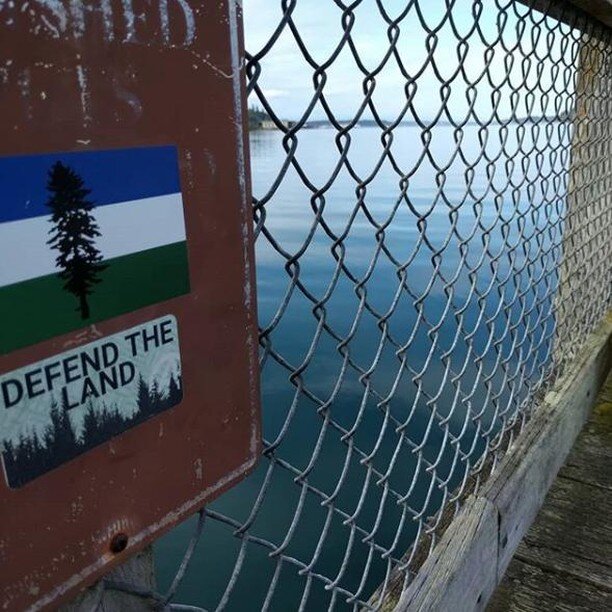 Defend the land. Great picture by @socialistboy. Happy #Cascadia, #CascadiaDay!