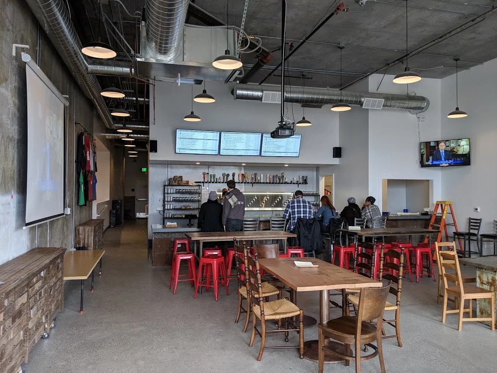 e5188c09a4f4b4e78393edec2ed55ae5_-united-states-california-alameda-county-oakland-480299-crooked-city-cider-tap-househtm.jpg