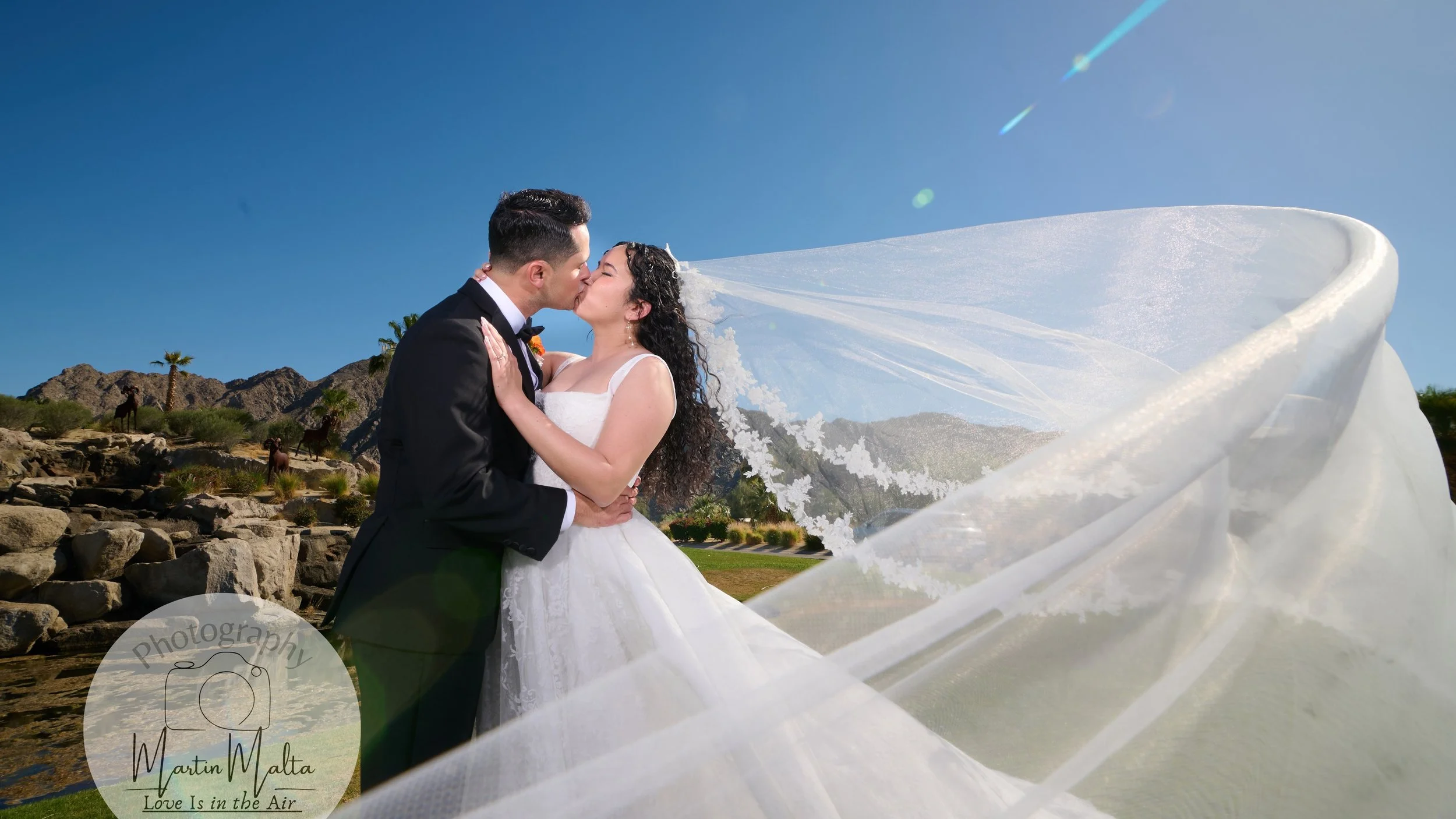 Jack + Jelena, wedding day ❤❤❤

www.martinmalta.com

Videography: @martinmalta 
Photography: @lizpantojaphotography 
Venue : @ranchoescondido914 
Floral Design: @petitebeeevents_ 

#weddingphotographer
#coachellaweddings #weddingevents
#weddingphoto
