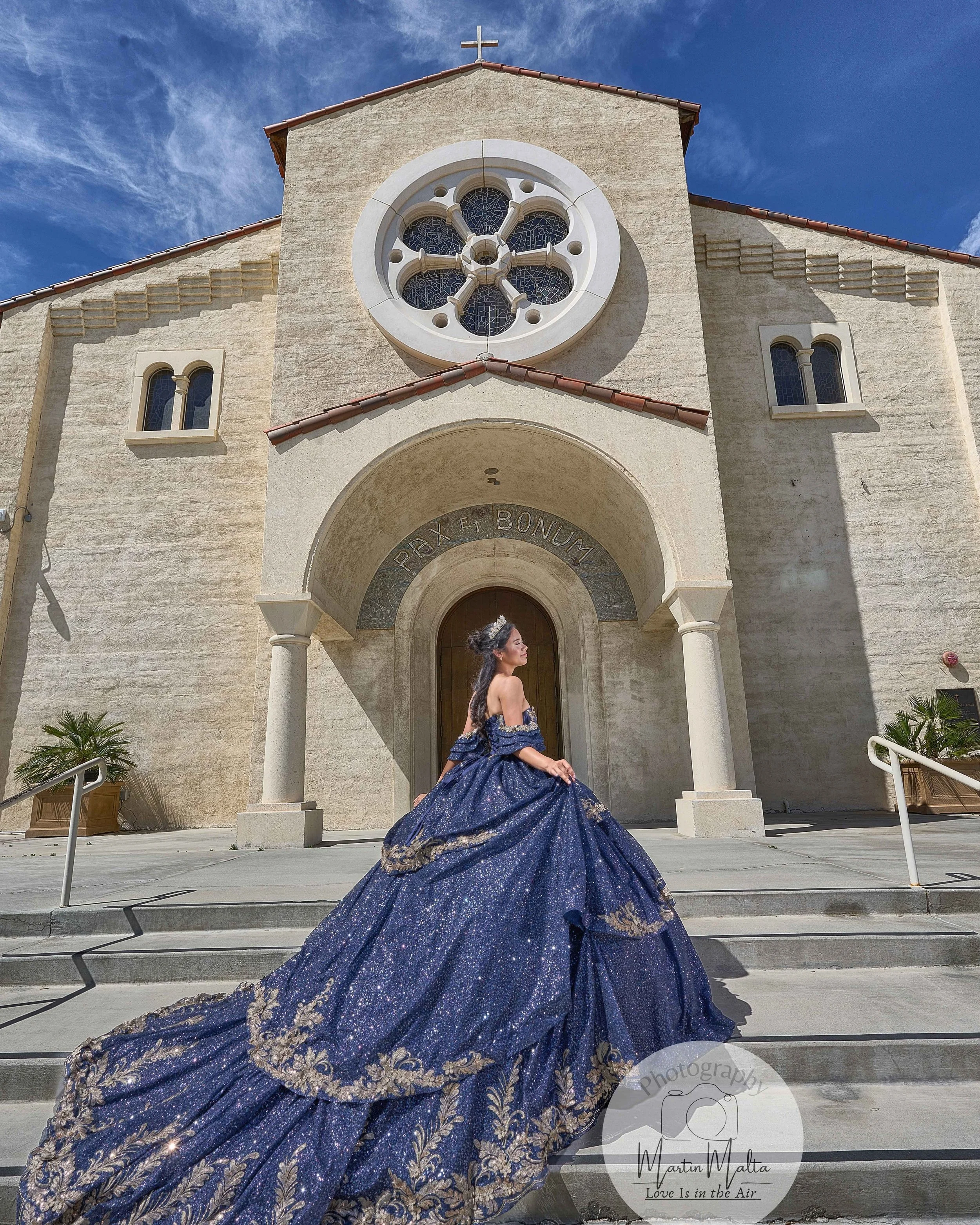 Valeria's Quincea&ntilde;era

www.martinmalta.com

Photographer : @martinmalta
Videography : Emanuelmalta

.
.
#Quincea&ntilde;eraphotography
#quincea&ntilde;eramakeup
#quincea&ntilde;eraphoto
#coachellaphoto
#quincea&ntilde;erapicture
#martinmalta
#