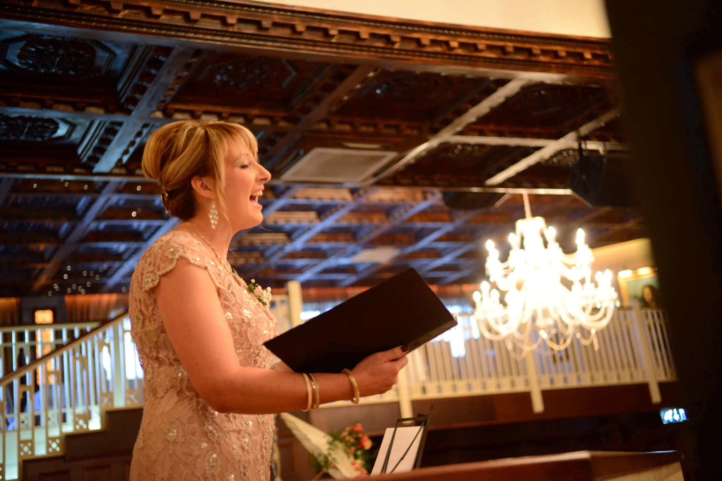 singer elaine.jpg