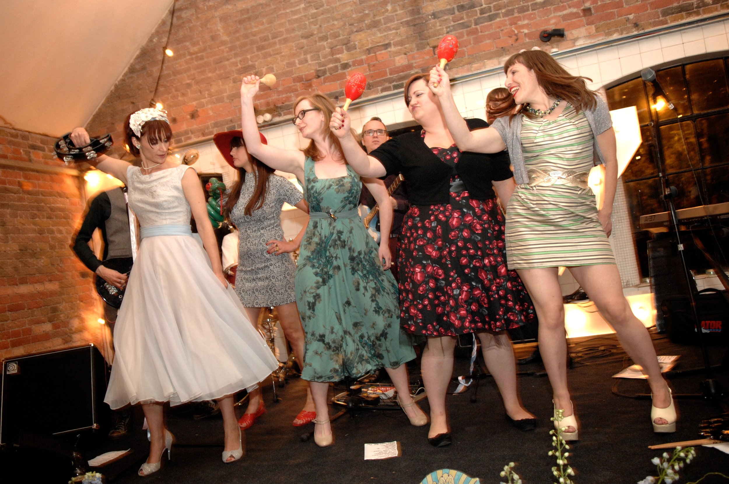 dancing maracas.jpg