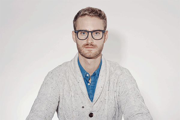 Beta-I-Optico-Hombre-.gif