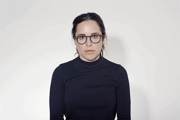 Epsilon-I-Optico-Mujer.gif