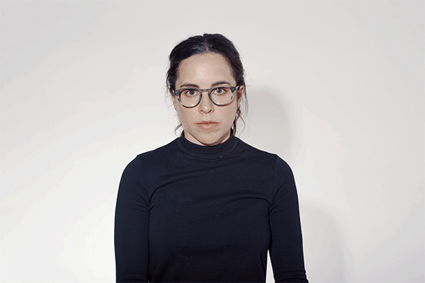 Epsilon-III-Optico-Mujer.gif