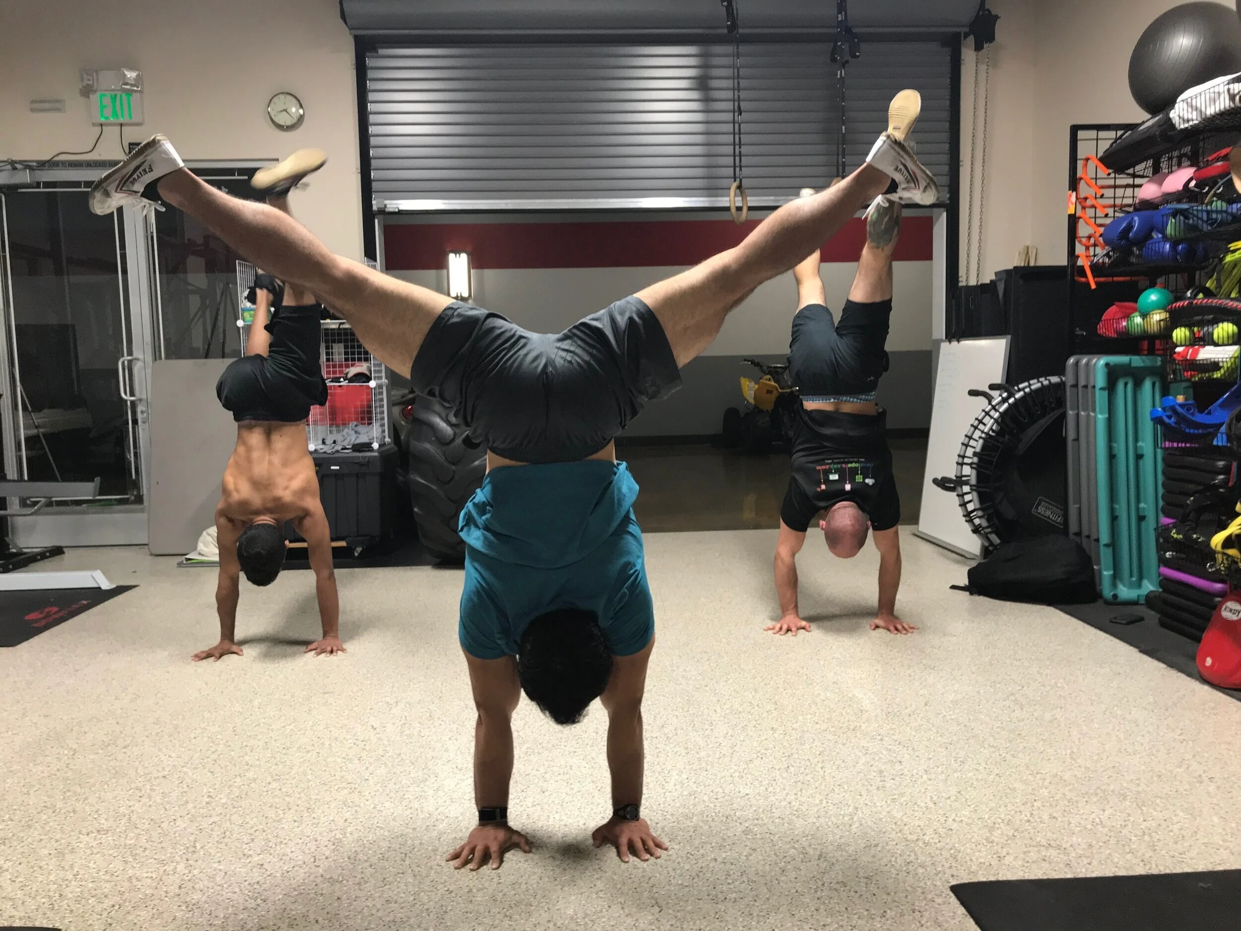 Handstands+Group+Movement+Training+Class+San+Jose+Bay+Area.jpg