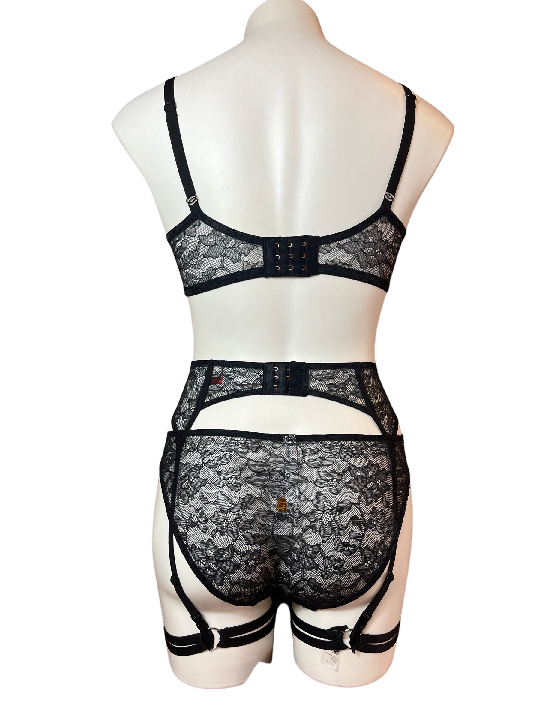 9B5EDE7C-2212-49CC-ABE3-41256905A924