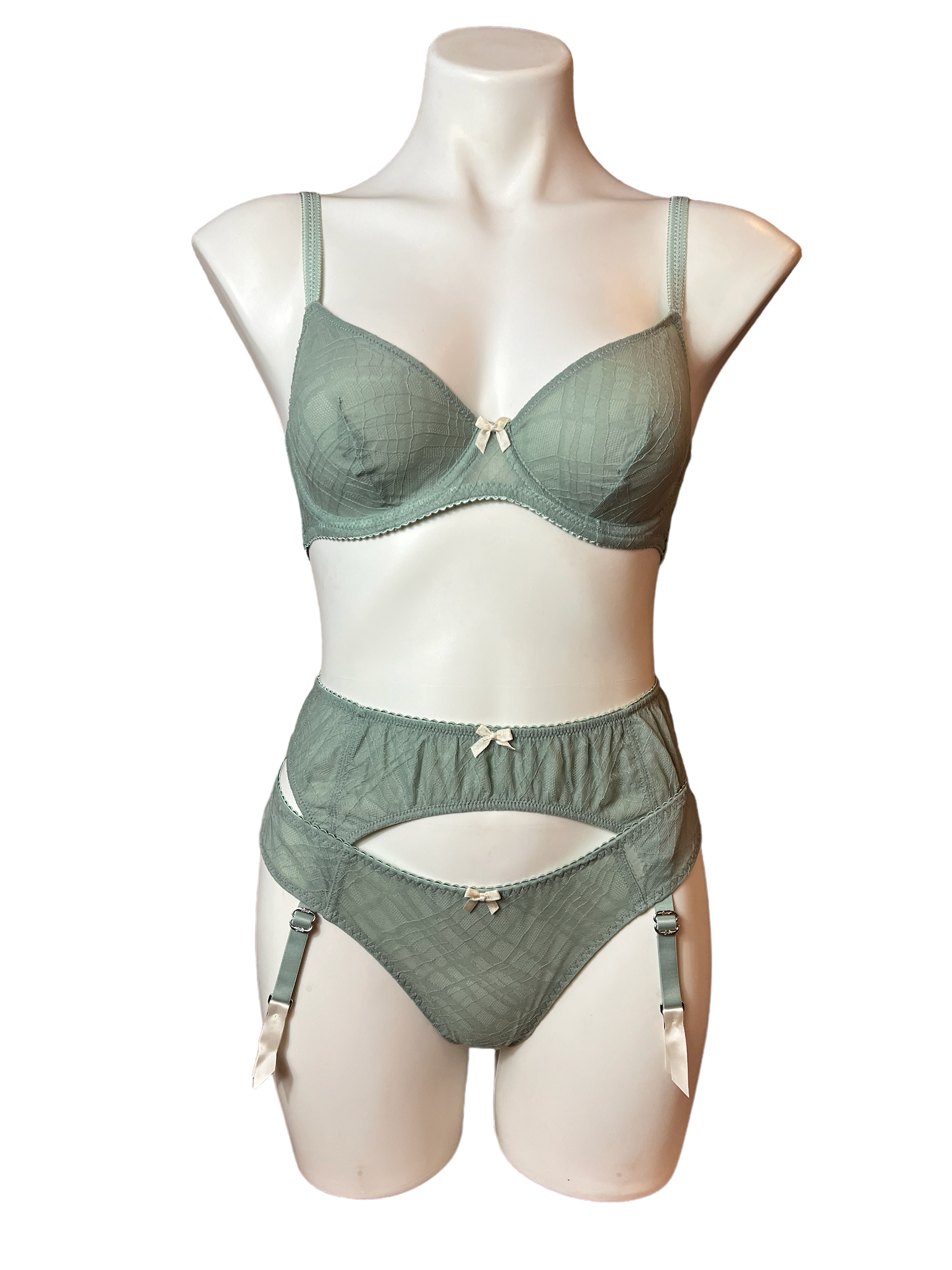 49E8DF7F-D5D9-4B0E-8E48-01FC3E5F4A2F