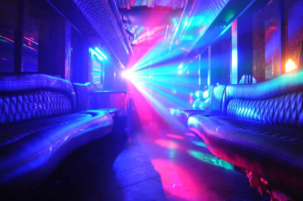 Limo Bus Sweet Disco Lights