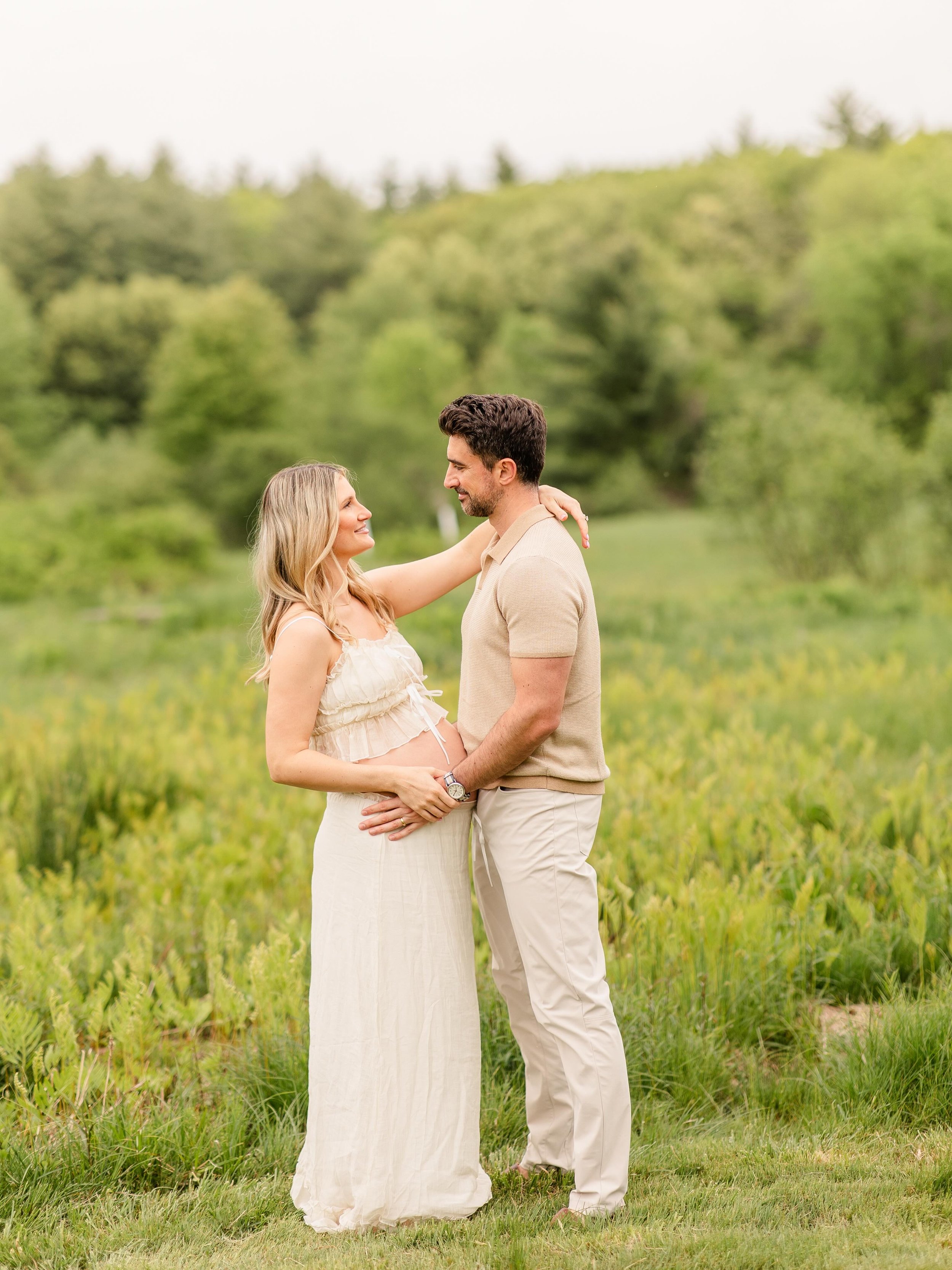 Per usual I am obsessed with Emily and Ryan&rsquo;s session! This time with a very special little guest star brewing! So excited to watch this family grow with the addition of their sweet baby girl 💗 Cannot wait to see these two become the best pare