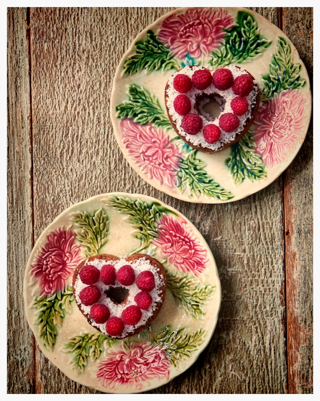 20130209_raspberry_cake_0179-Edit2.jpg