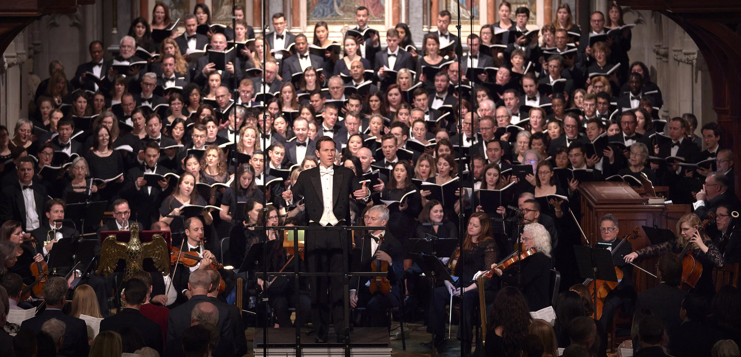 2017-12-01-Grace Choral Society-C1Pro10DSC00475.jpg